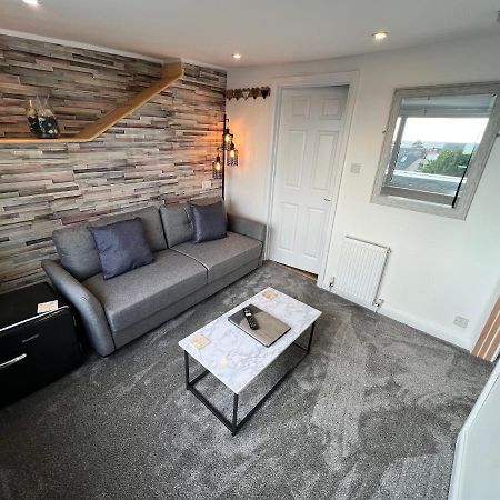 Coach Guest House Тенбі Екстер'єр фото